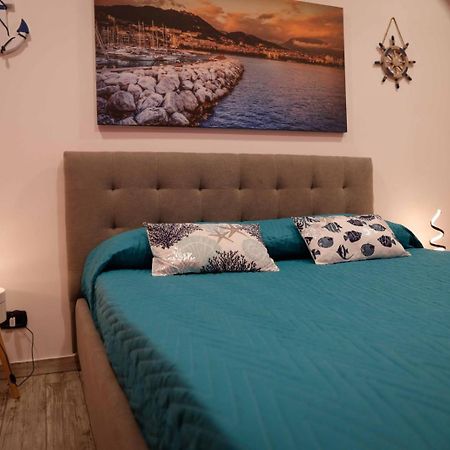 Stay In The Heart Of Salerno - Near The Duomo "La Finestra Sul Borgo" المظهر الخارجي الصورة