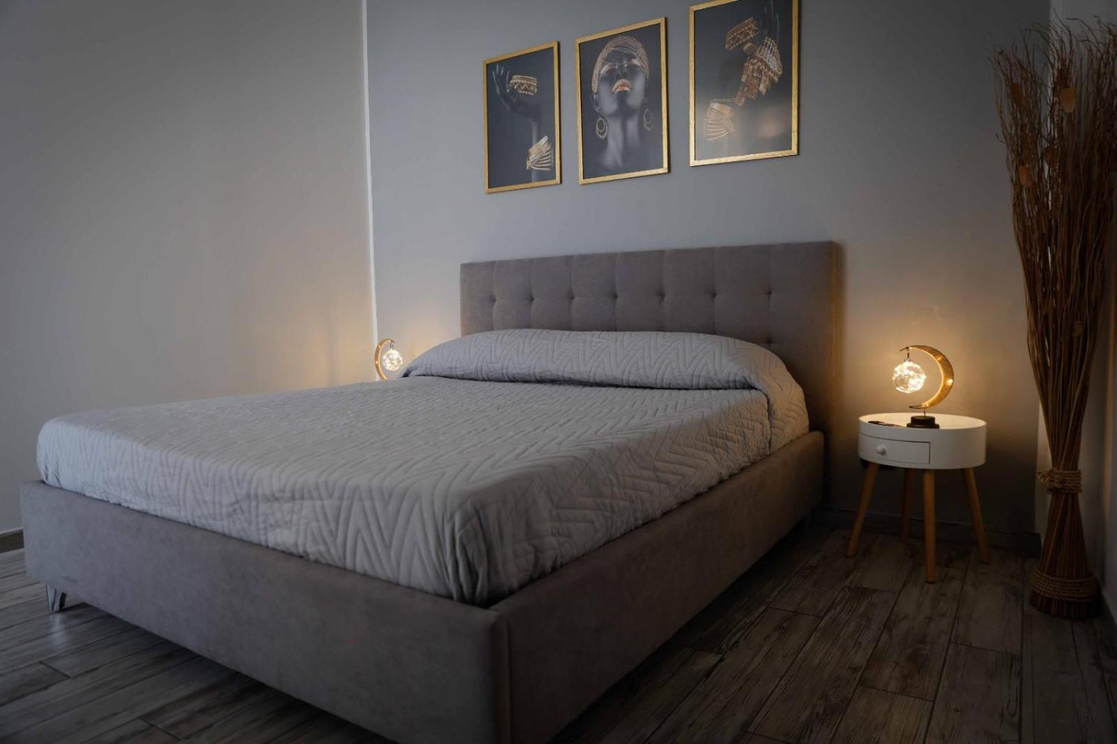 Stay In The Heart Of Salerno - Near The Duomo "La Finestra Sul Borgo" المظهر الخارجي الصورة
